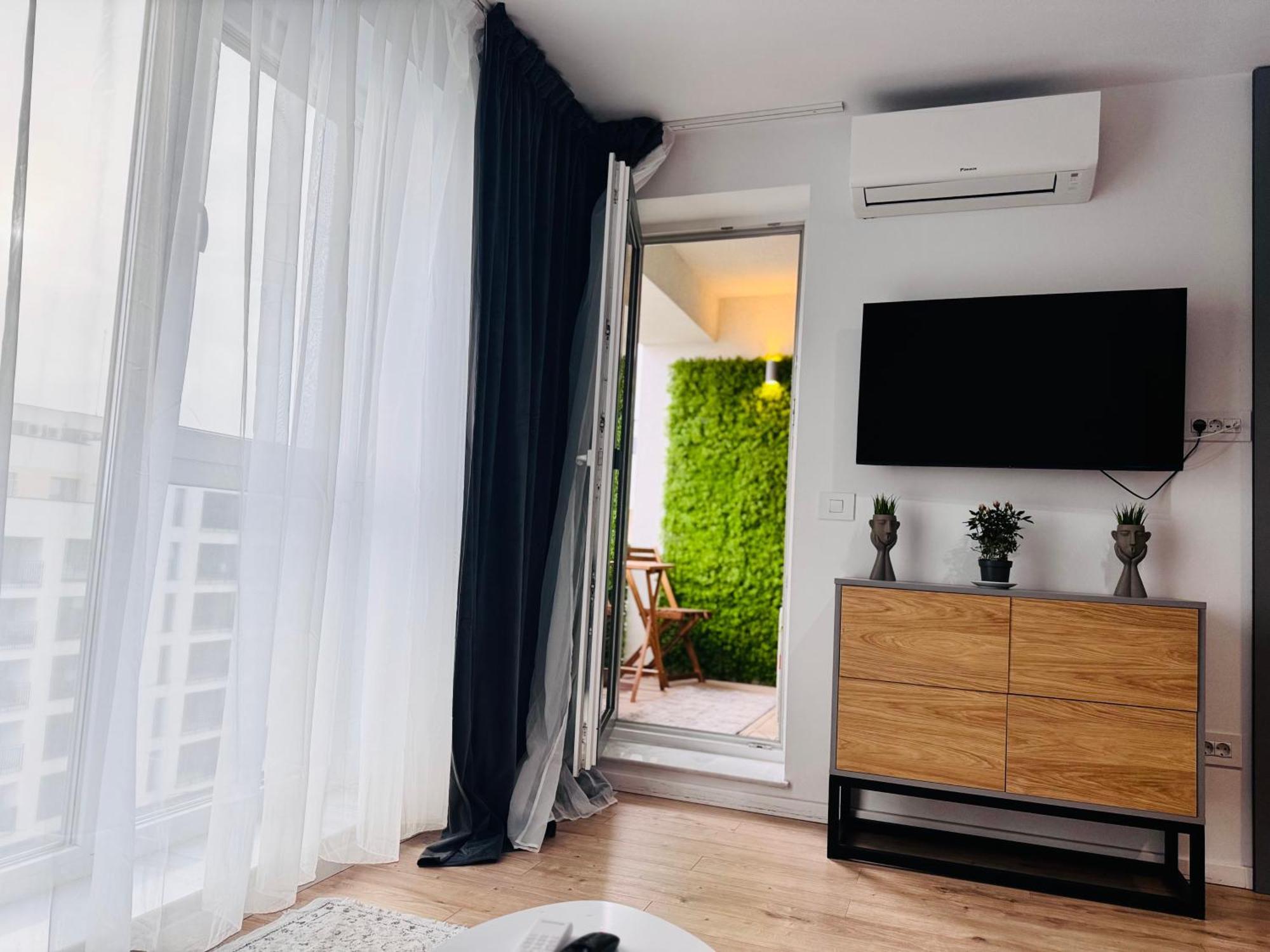 Coresi Apartamento *
